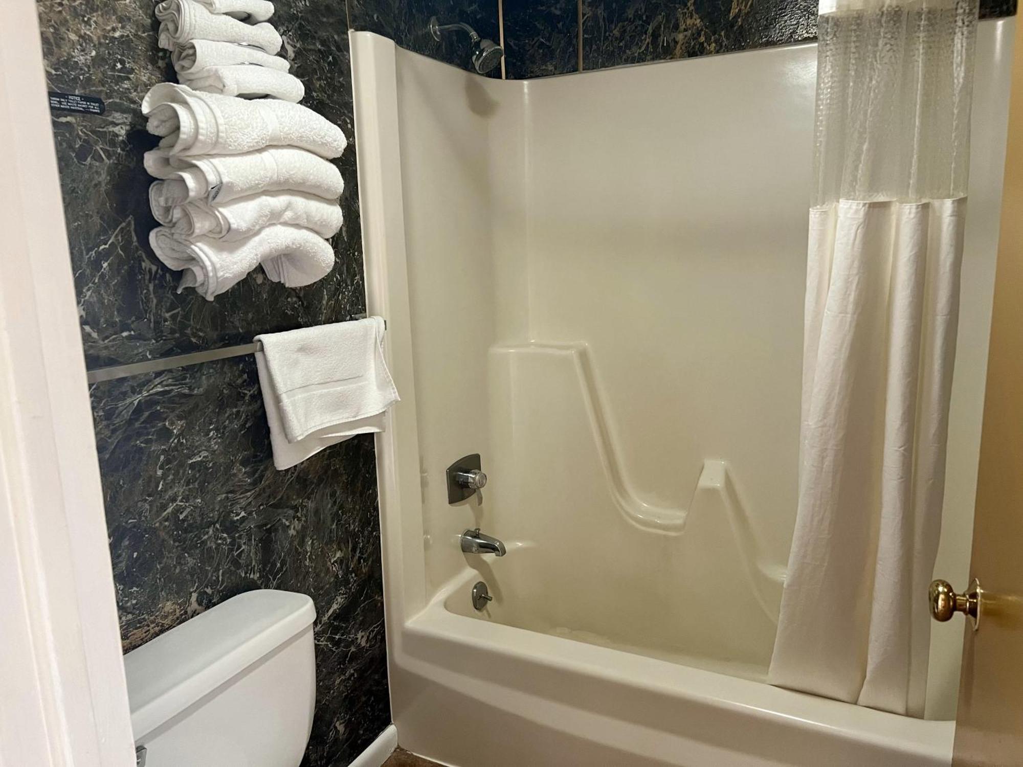 Travelodge By Wyndham Hershey Exteriör bild